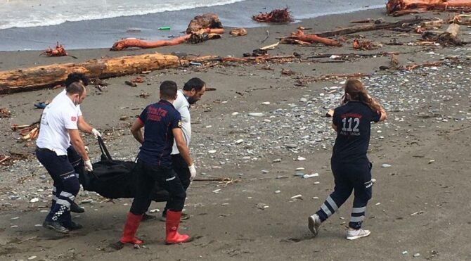'329 kayıp başvurusu var, sahillerden ceset toplanıyor'